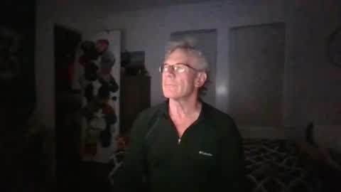 Snapshot of milehi1958 chatting on March 1, 12:23 pm Milehi1958 online show from March 1, 12:23 pm