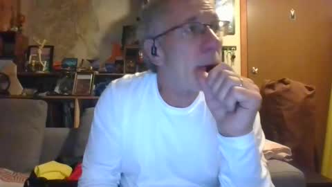 Snapshot of milehi1958 chatting on September 13, 12:38 pm Milehi1958 online show from September 13, 12:38 pm