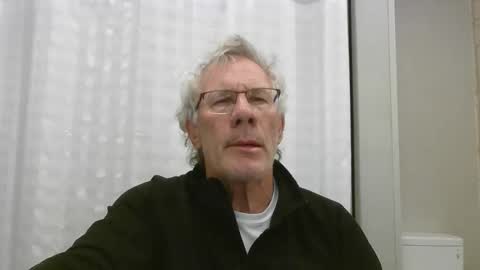 Snapshot of milehi1958 chatting on November 27, 2:08 pm Milehi1958 online show from November 27, 2:08 pm