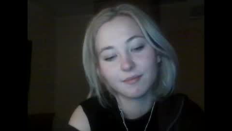 Milena new nonude shy blonde natural online show from February 18, 5:20 am