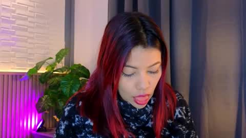 milena_lawson online show from November 10, 10:47 am