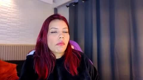 milena_lawson online show from January 9, 11:35 am