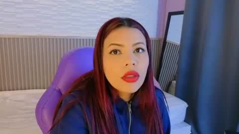 milena_lawson online show from June 23, 12:58 pm