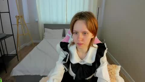 Snapshot of milena_milyan chatting on April 19, 1:38 am Milena online show from April 19, 1:38 am