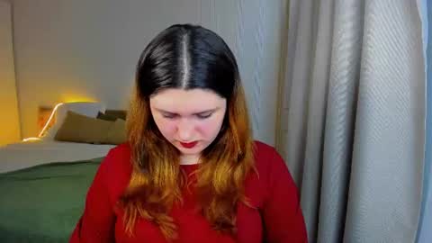 Snapshot of milenafiery chatting on June 19, 6:23 pm milenafiery online show from June 19, 6:23 pm