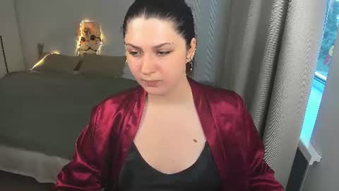 Snapshot of milenafiery chatting on July 2, 4:07 am milenafiery online show from July 2, 4:07 am