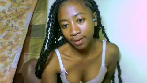milennah online show from July 20, 11:07 pm