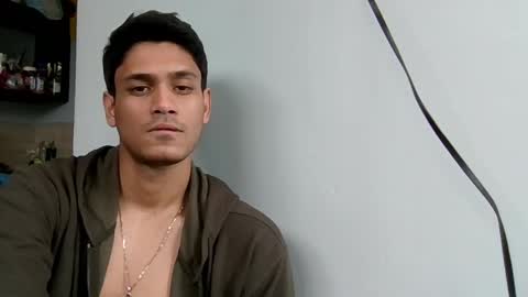 milesmboy online show from February 22, 8:20 pm