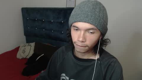 Snapshot of milesxoxo6969 chatting on November 10, 6:18 pm milesxoxo6969 online show from November 10, 6:18 pm