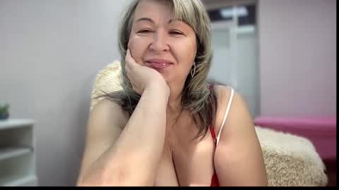 Charlotte online show from December 2, 4:07 am