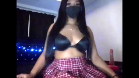 MILFGODDESSXO online show from April 7, 2:34 am