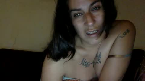 Snapshot of milfsfreaky69 chatting on May 30, 3:36 am BabygirlsFreaky online show from May 30, 3:36 am