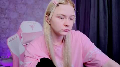 Milia online show from July 17, 8:57 pm