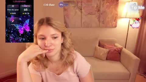 milinafox online show from April 24, 11:07 pm