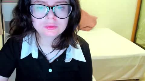 Snapshot of milisasweet chatting on November 30, 8:02 pm MilisaSweet online show from November 30, 8:02 pm