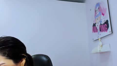 Snapshot of milk_candy16 chatting on November 9, 11:08 am S O F I A online show from November 9, 11:08 am