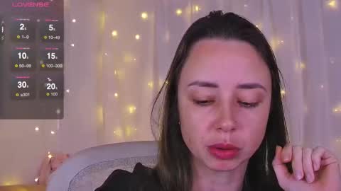 milkamilf online show from March 10, 9:53 pm