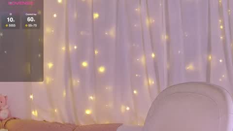 milkamilf online show from March 11, 11:33 pm