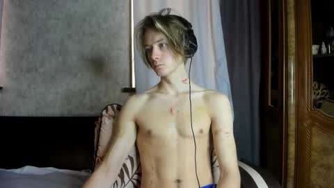 Isaac online show from November 5, 7:08 am