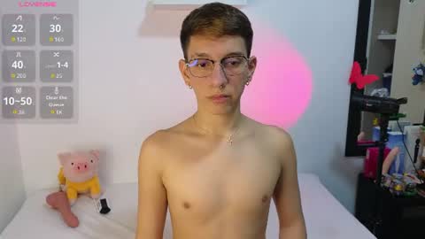 Snapshot of milky__boy_ chatting on July 23, 2:31 am H A R O L D online show from July 23, 2:31 am