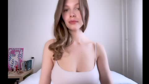 milky__way_ online show from June 7, 1:59 pm