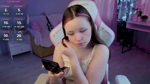 Snapshot of milky_basement chatting on October 5, 7:28 am milky_basement online show from October 5, 7:28 am