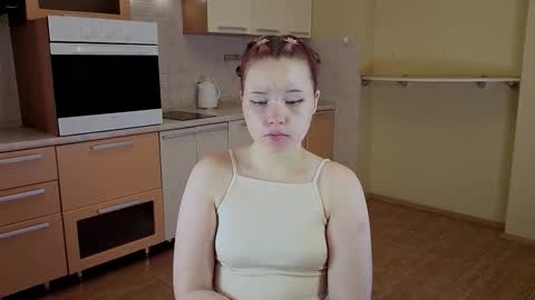 Snapshot of milky_basement chatting on October 12, 10:03 am milky_basement online show from October 12, 10:03 am