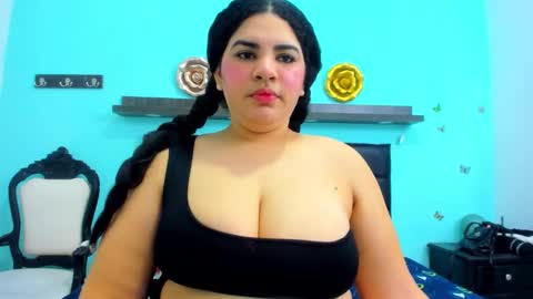 Snapshot of milky_way_18 chatting on November 20, 3:01 pm milky_way_18 online show from November 20, 3:01 pm