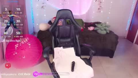 Abby  Lilia online show from October 10, 12:31 am