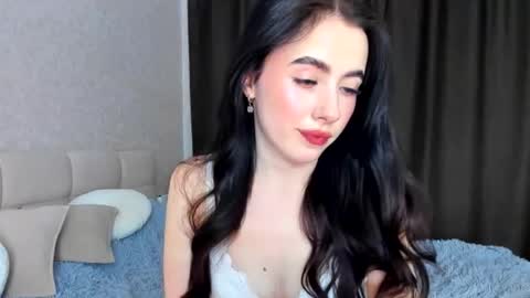 milla moore online show from October 28, 5:59 pm