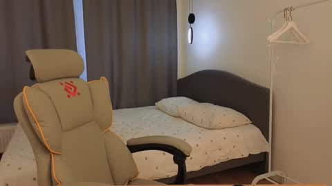 Eva online show from March 15, 4:40 am