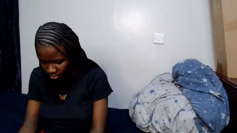 Snapshot of milla_nova chatting on August 1, 6:23 am nova online show from August 1, 6:23 am