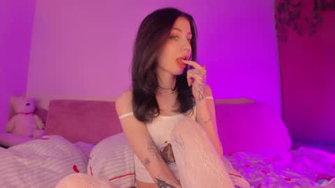 Milla online show from April 22, 12:02 am