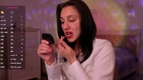 Snapshot of millaa_veyy chatting on June 17, 7:04 pm Milana online show from June 17, 7:04 pm