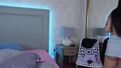 Snapshot of millabliss chatting on February 27, 7:47 pm MillaBliss online show from February 27, 7:47 pm