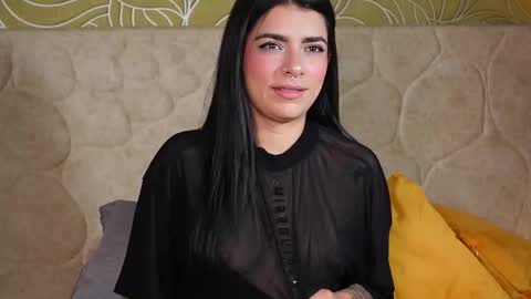 Snapshot of millabliss chatting on October 16, 8:21 pm MillaBliss online show from October 16, 8:21 pm