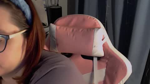 Snapshot of millapoolys chatting on December 1, 12:10 pm Milla online show from December 1, 12:10 pm