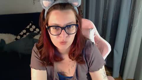 Snapshot of millapoolys chatting on June 22, 5:43 pm Milla online show from June 22, 5:43 pm