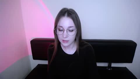 Milla online show from November 17, 9:15 am