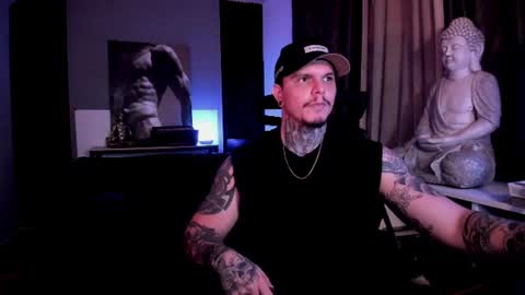 Snapshot of miller_g95 chatting on June 19, 5:56 am miller_g95 online show from June 19, 5:56 am