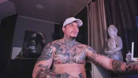 Snapshot of miller_g95 chatting on June 25, 7:46 am miller_g95 online show from June 25, 7:46 am