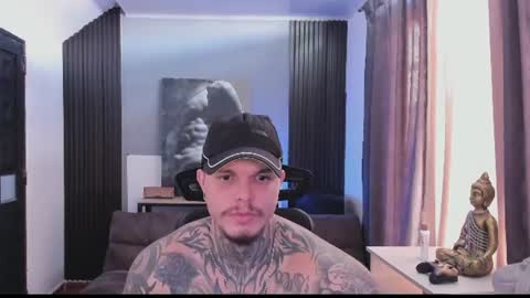 Snapshot of miller_g95 chatting on July 15, 7:41 pm miller_g95 online show from July 15, 7:41 pm