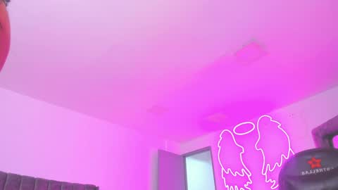 Snapshot of miller_silvana chatting on April 11, 11:47 am miller_silvana online show from April 11, 11:47 am
