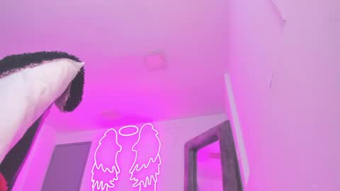 Snapshot of miller_silvana chatting on April 13, 11:37 am miller_silvana online show from April 13, 11:37 am