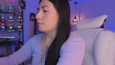 Snapshot of miller_vanessa_ chatting on July 1, 9:14 pm miller_vanessa_ online show from July 1, 9:14 pm
