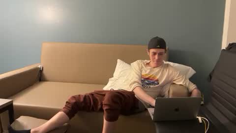 Snapshot of millerjdm chatting on December 16, 11:55 am SlimnHungOH online show from December 16, 11:55 am