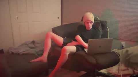 Snapshot of millerjdm chatting on January 24, 7:51 am SlimnHungOH online show from January 24, 7:51 am