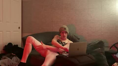 Snapshot of millerjdm chatting on January 28, 2:10 pm SlimnHungOH online show from January 28, 2:10 pm