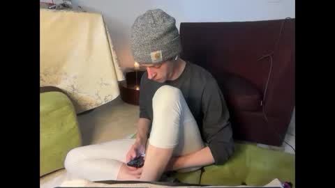 Snapshot of millerjdm chatting on October 4, 10:35 am SlimnHungOH online show from October 4, 10:35 am