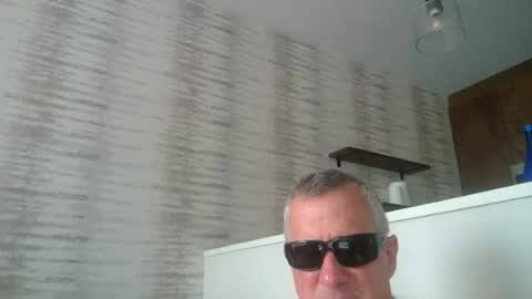 Snapshot of millertoy chatting on June 18, 4:55 pm Mac online show from June 18, 4:55 pm